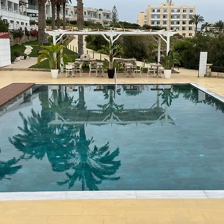 Vrachia & - Adults Only Apart Otel