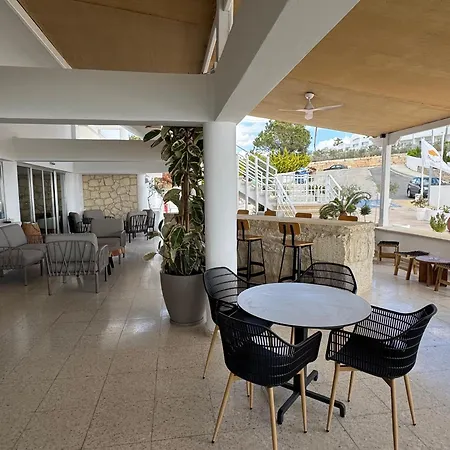 Aparthotel Vrachia & - Adults Only Kissonerga